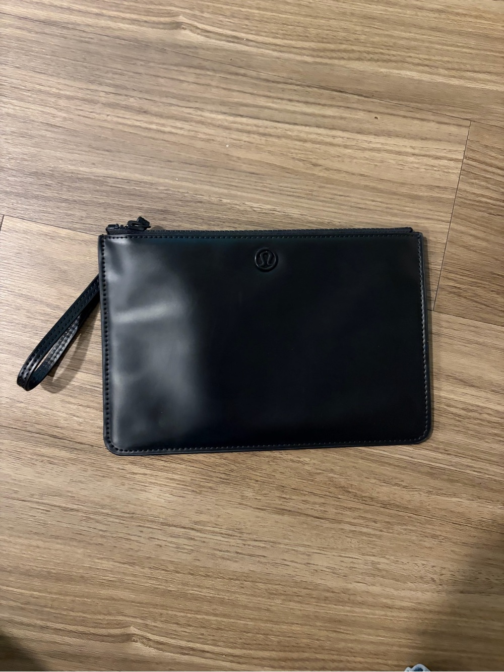 Black Lululemon Zip Purse
